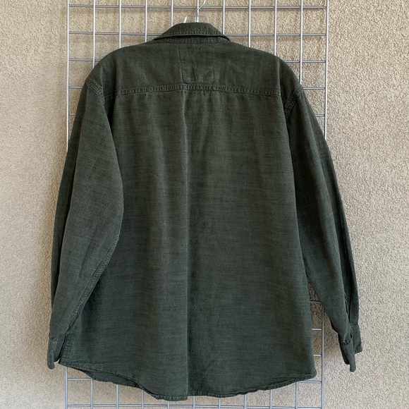 Men's Military Green Outdoor Camper Hunter Shirt - Picture 2 of 3